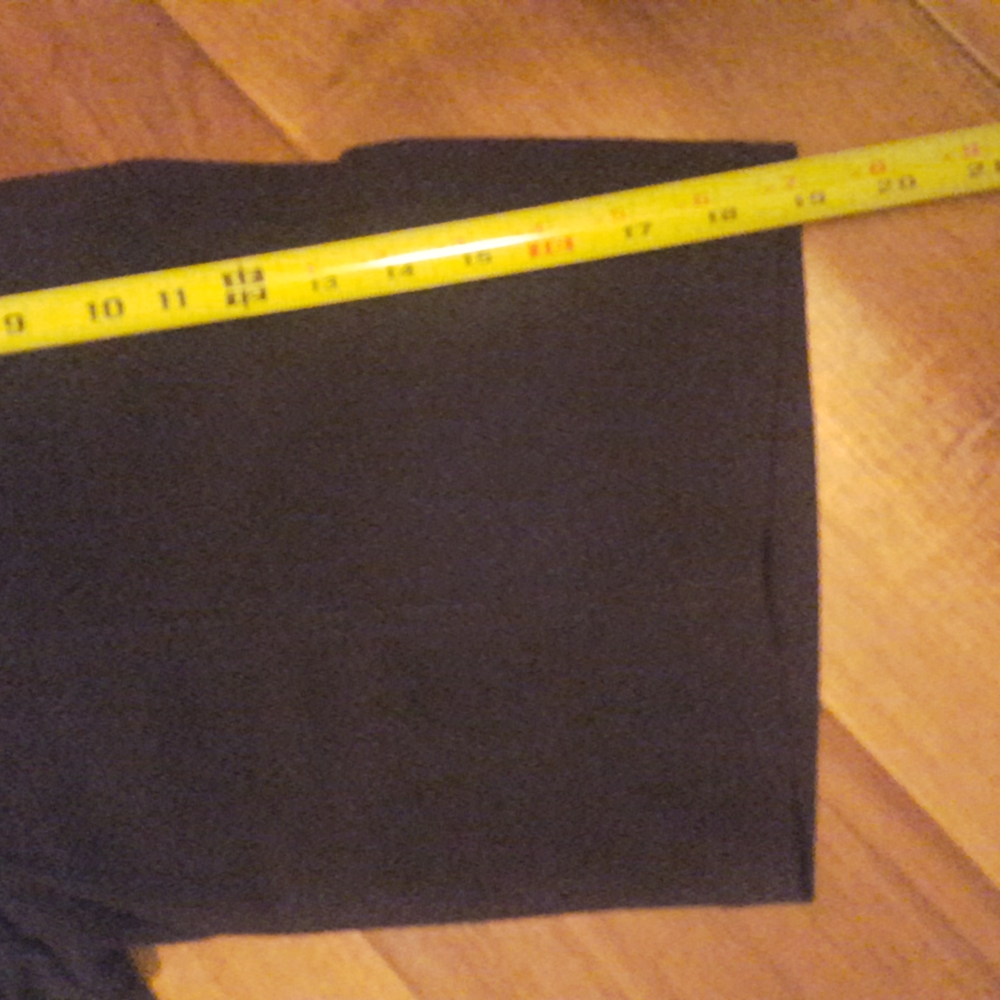 Zenergy (by Chicos) black shorts, like new, size 00 (xs/2) - Picture 6 of 6